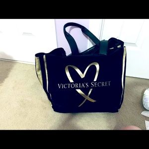 Victoria secret shoulder 💼